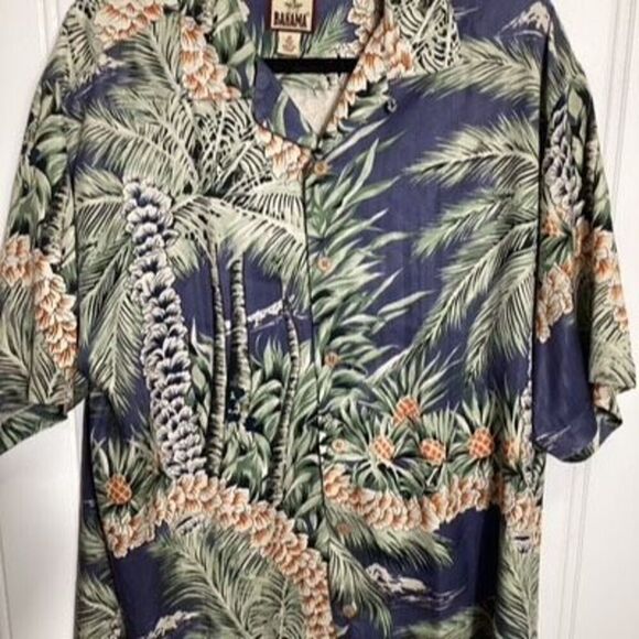 Tommy Bahama 100% Silk Hawaiian Button Down Shirt Sz M - Picture 1 of 7